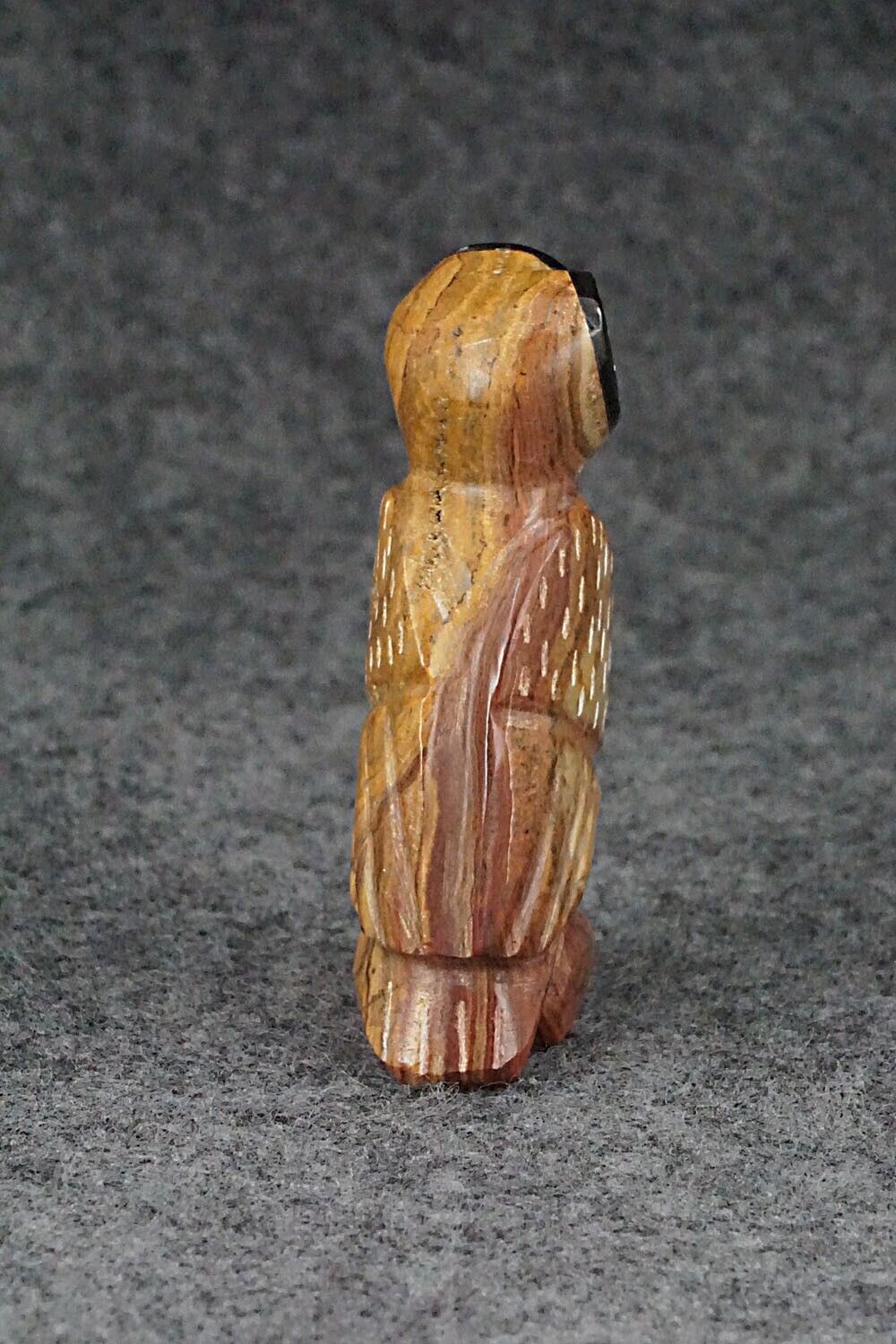 Owl Zuni Fetish Carving - Enrike Leekya