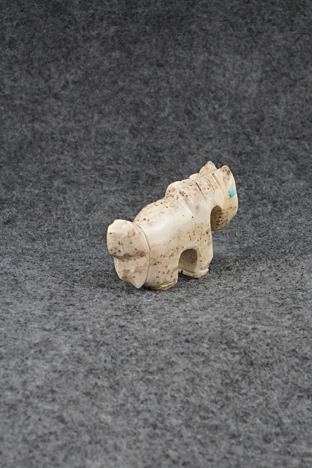 Horse Zuni Fetish Carving - Dannette Laate