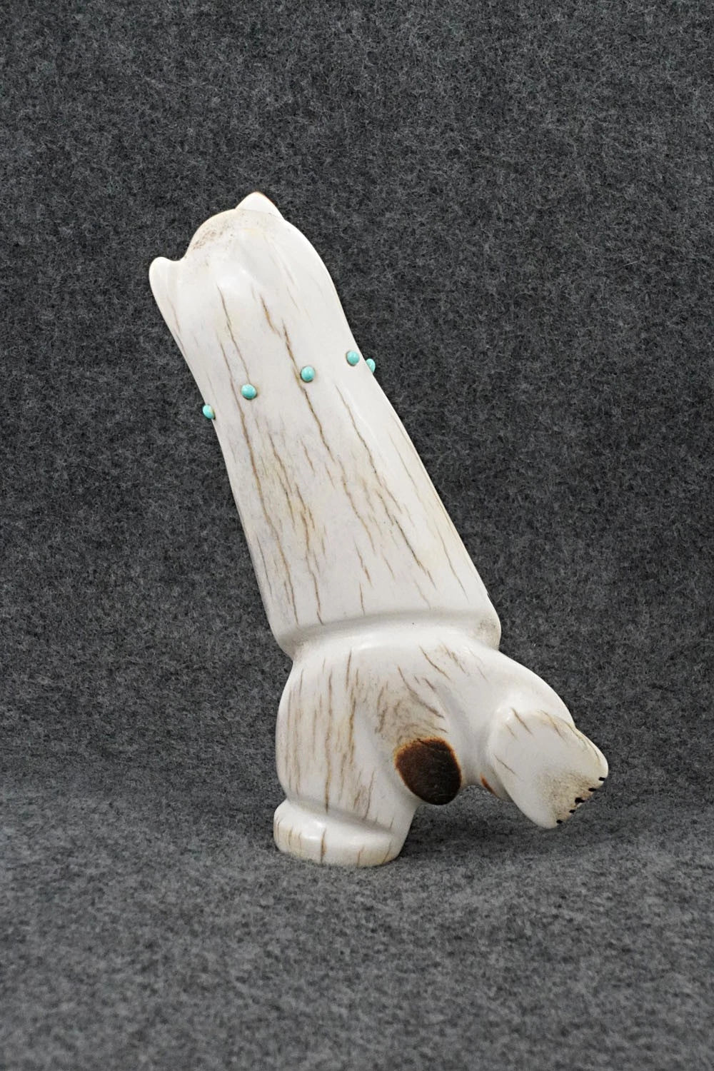 Bear Zuni Fetish Carving - Claudia Peina