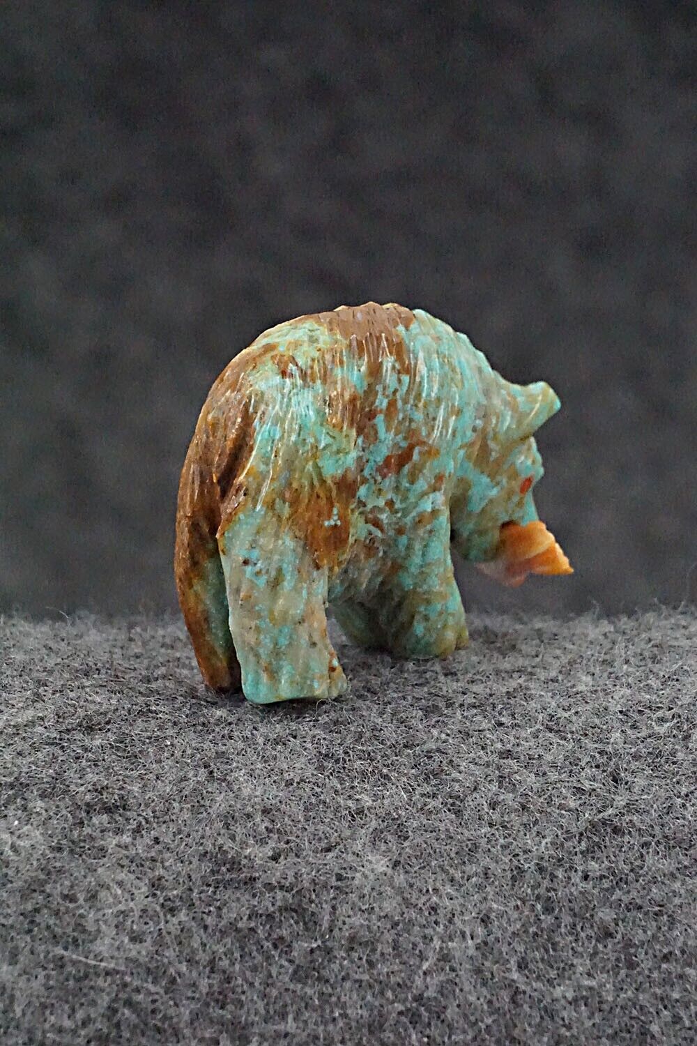 Bear with Fish Zuni Fetish Carving - Andres Quandelacy