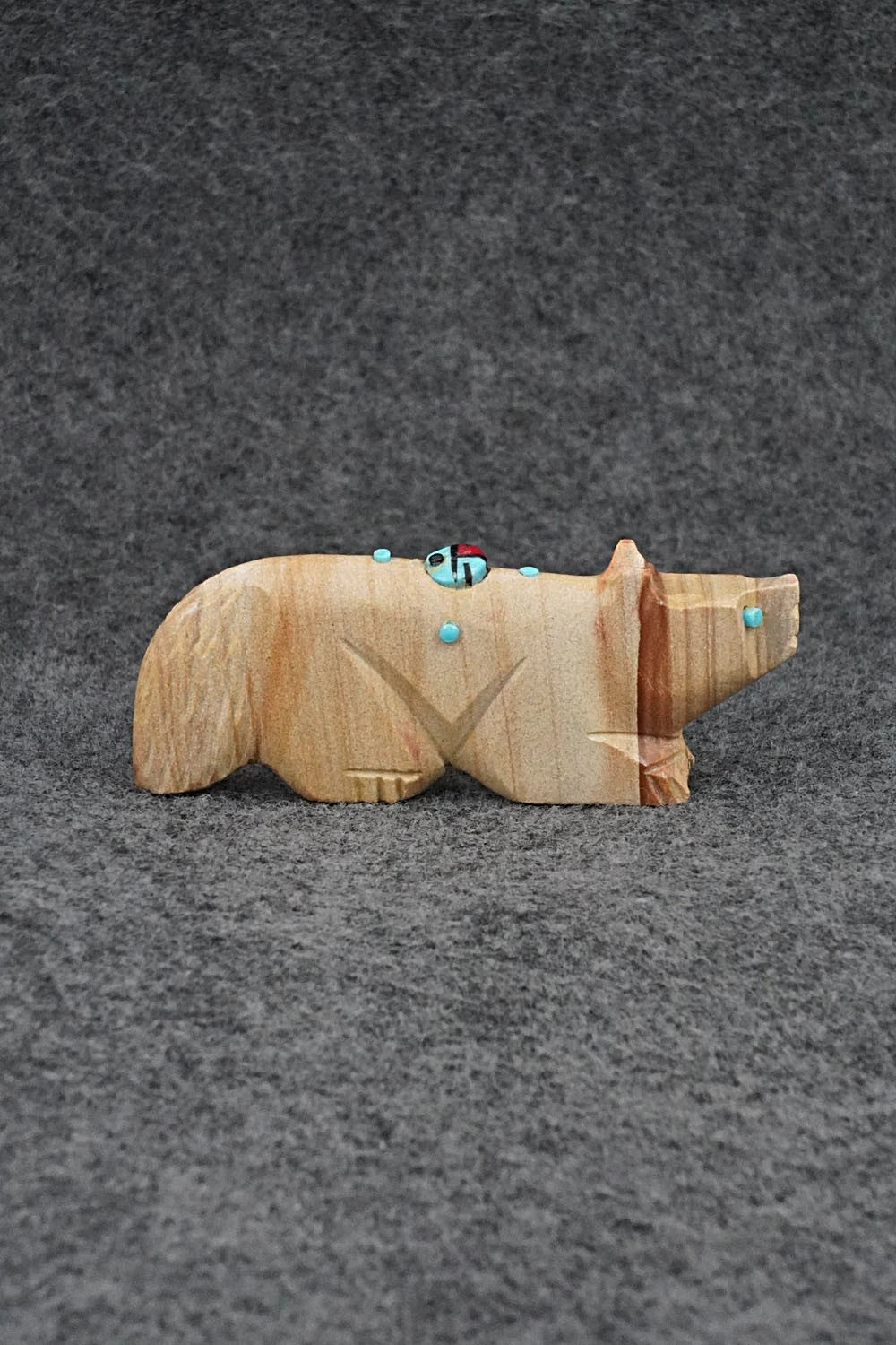 Wolf Zuni Fetish Carving - Danette Laate