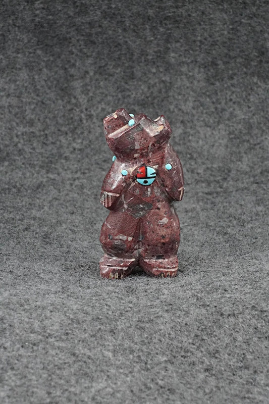 Bear Zuni Fetish Carving - Dannette Laate