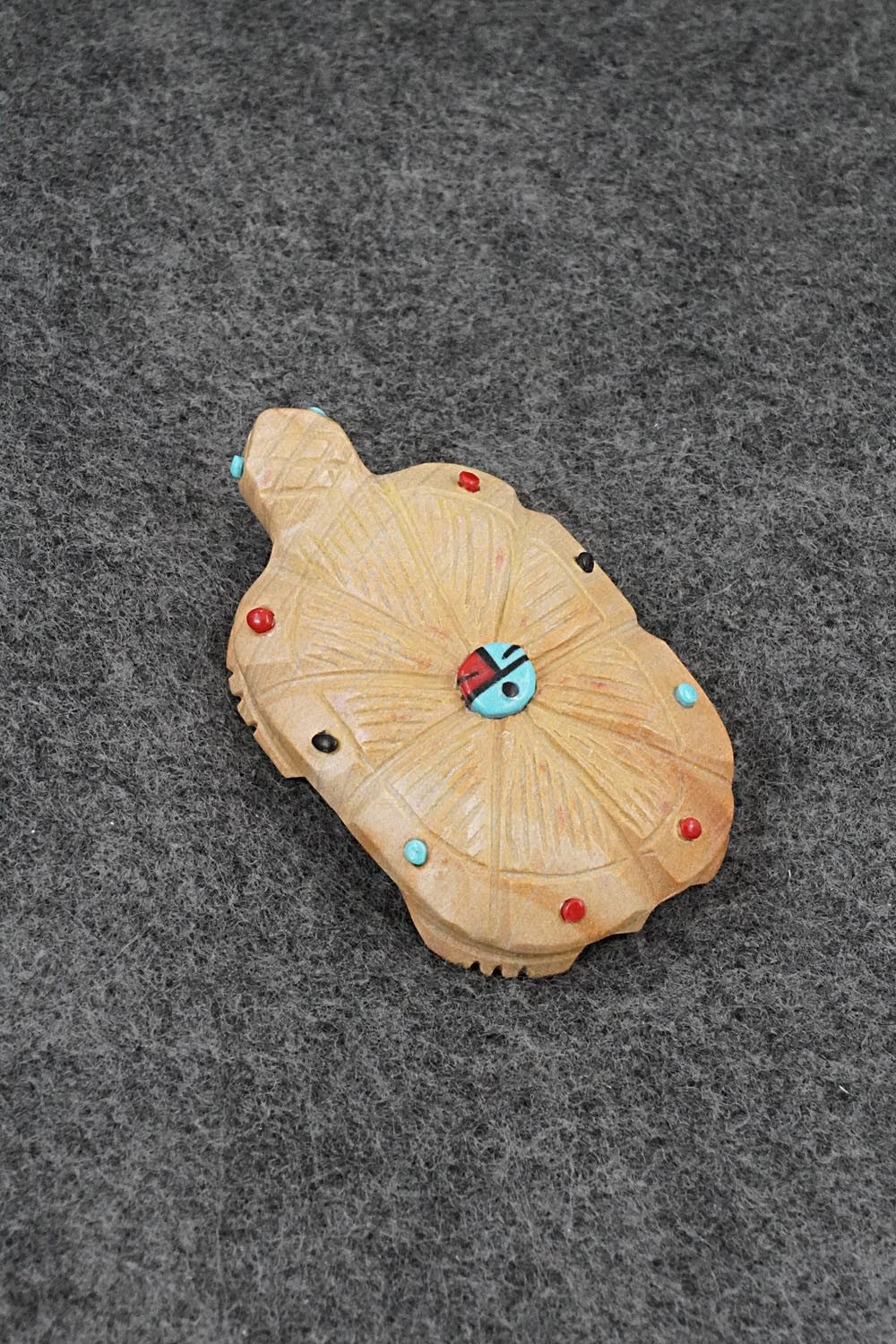 Turtle Zuni Fetish Carving - Danette Laate