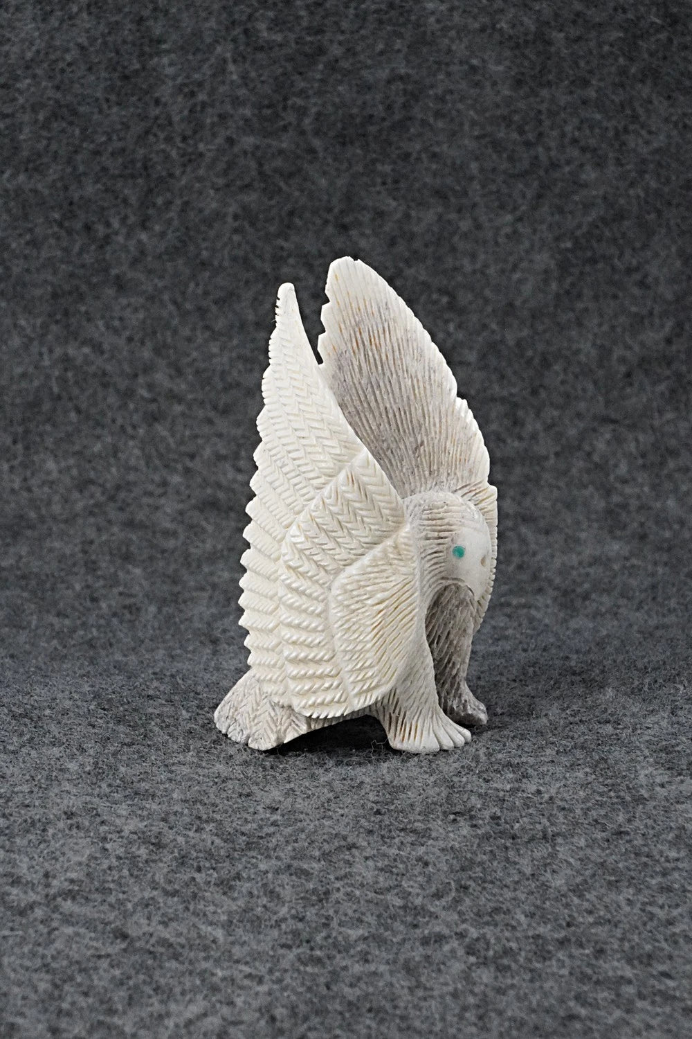 Eagle Zuni Fetish Carving - Justin Hustito
