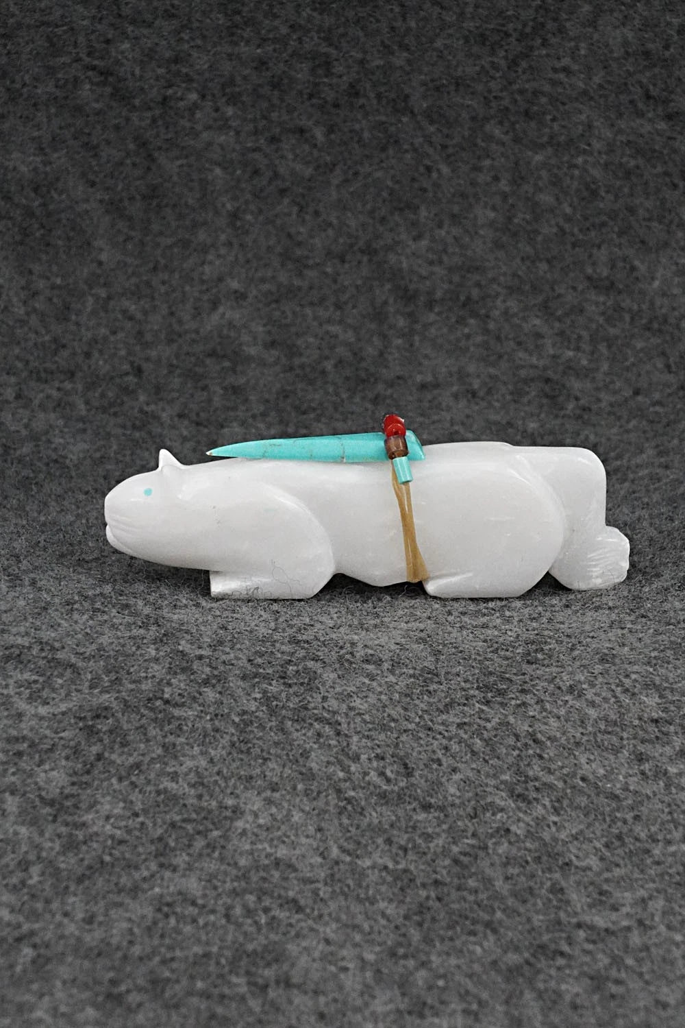 Mountain Lion Zuni Fetish Carving - Alex Tsethalakai