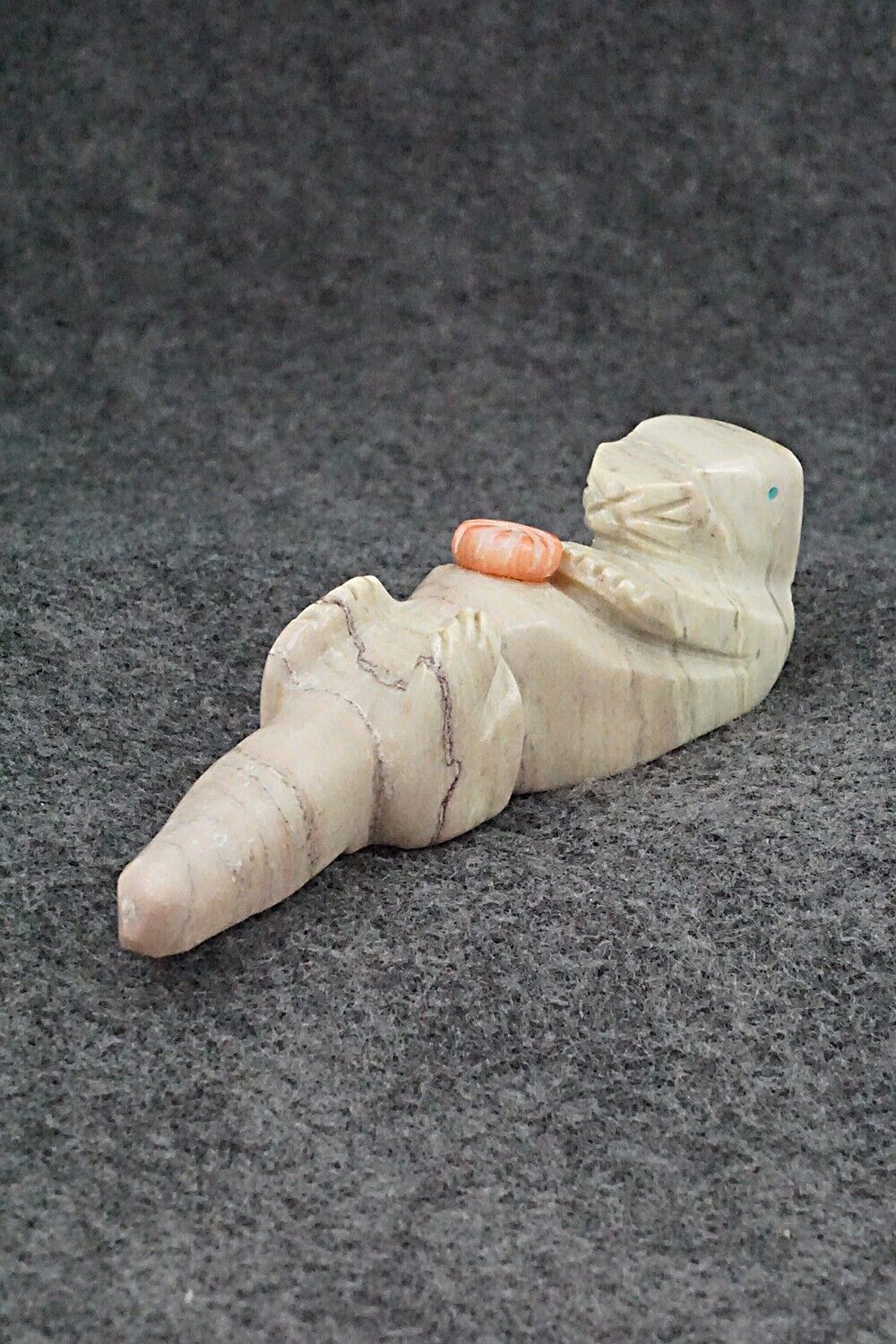 Otter Zuni Fetish Carving - Tony Mackel