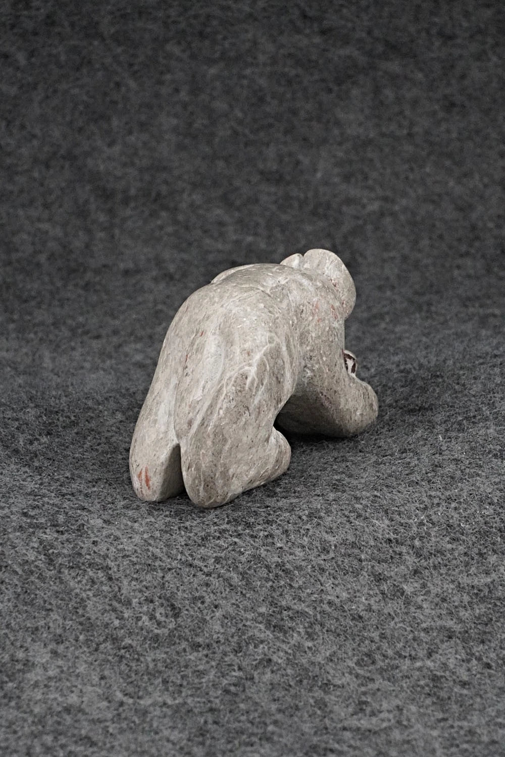 Bear Zuni Fetish Carving - Rick Kallestewa