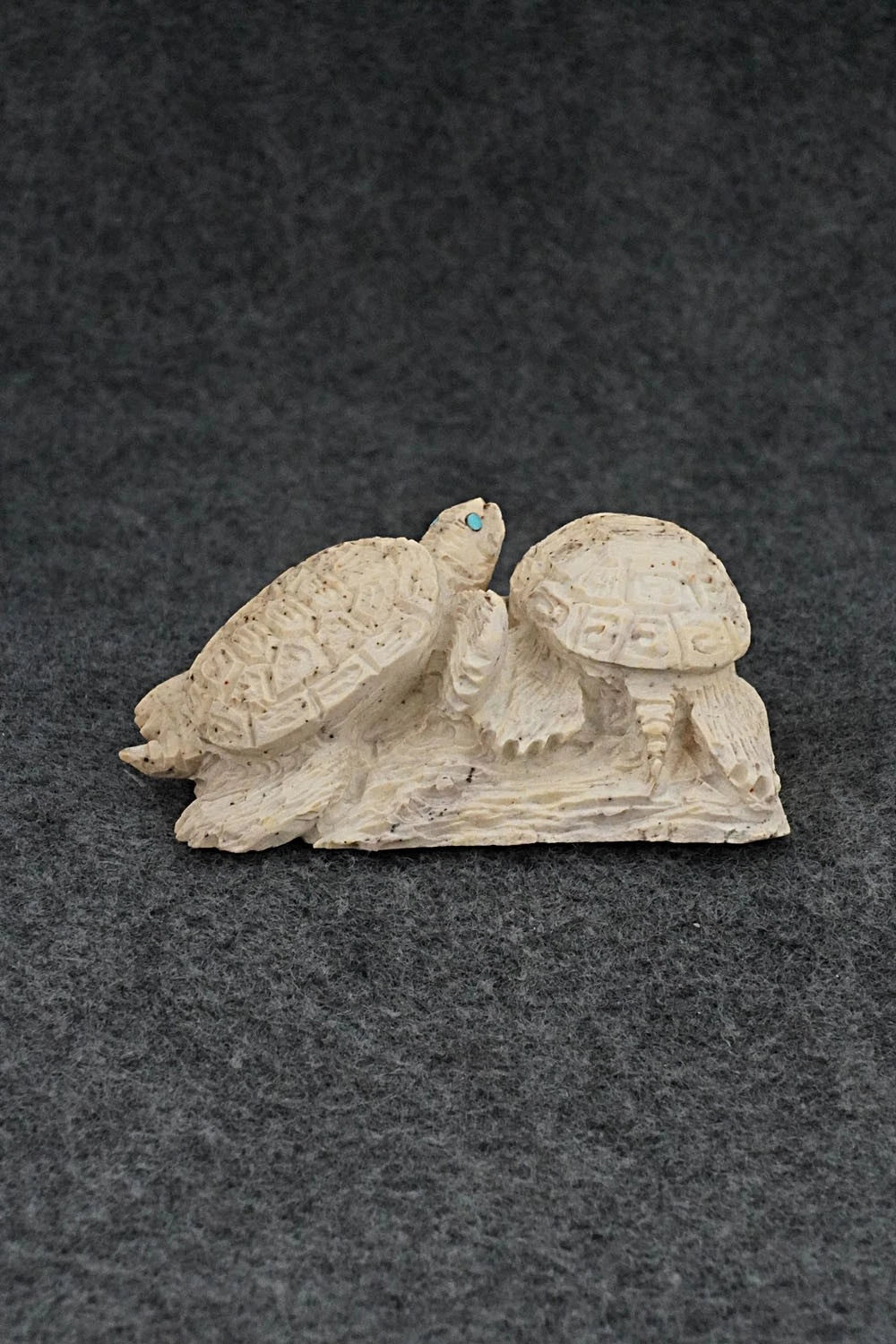 Turtle Zuni Fetish Carving - Adrian Cachini