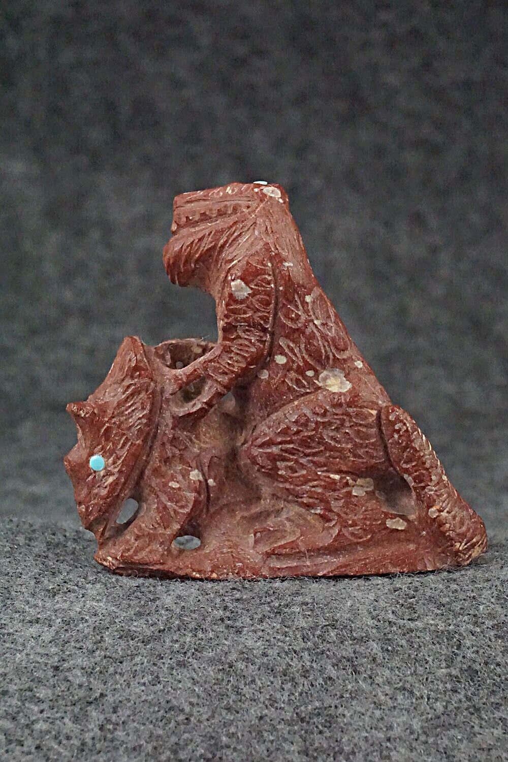 Dinosaurs Zuni Fetish Carving - Derrick Kaamasee