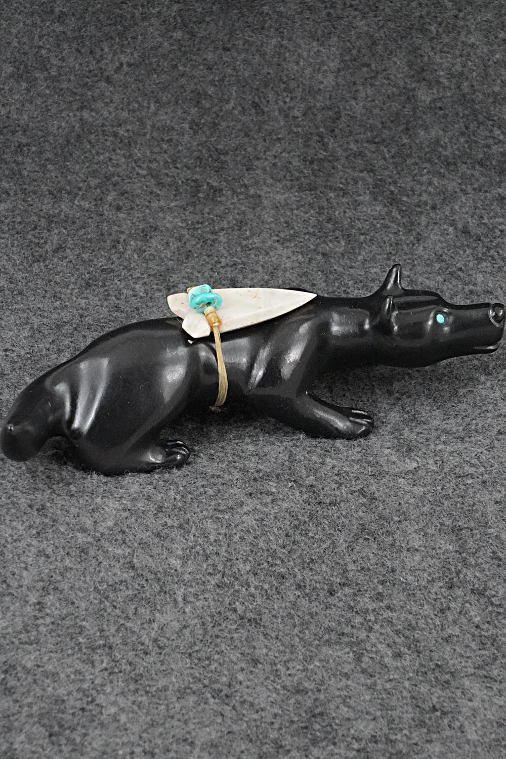Wolf Zuni Fetish Carving - Albert Eustace