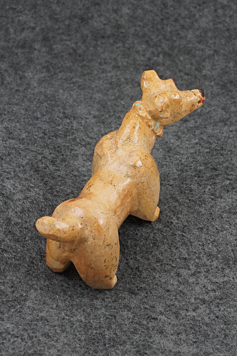 Dog Zuni Fetish Carving - Freddie Leekya