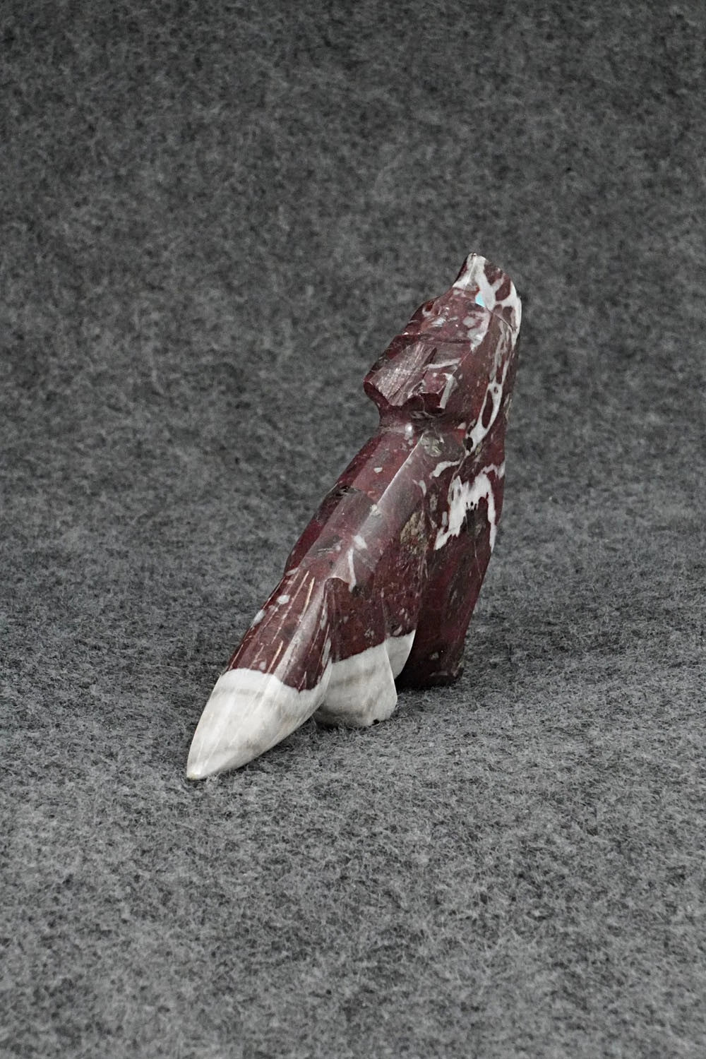 Wolf Zuni Fetish Carving - Kenric Laiwakete