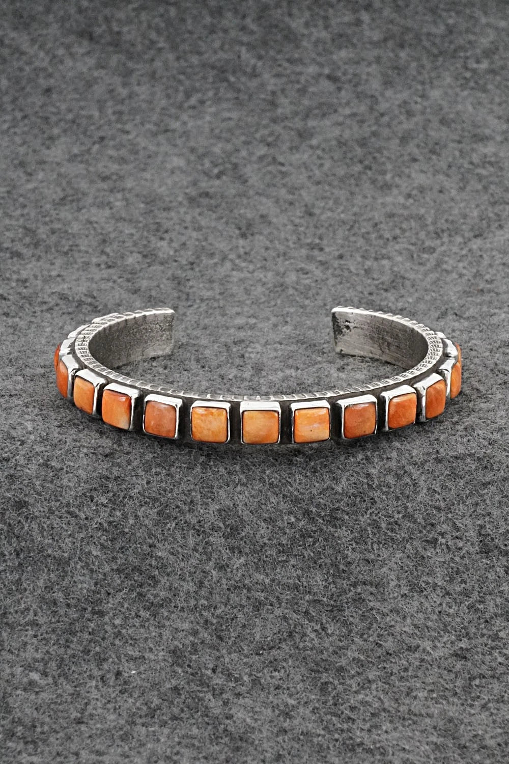 Spiny Oyster & Sterling Silver Bracelet - Ernest Rangel