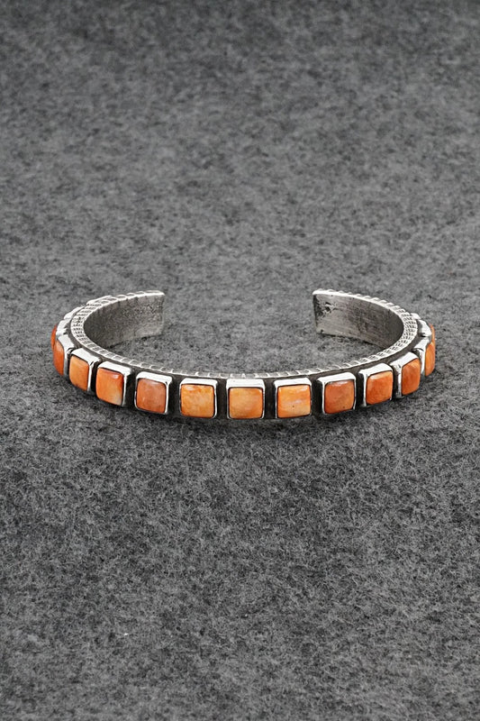 Spiny Oyster & Sterling Silver Bracelet - Ernest Rangel