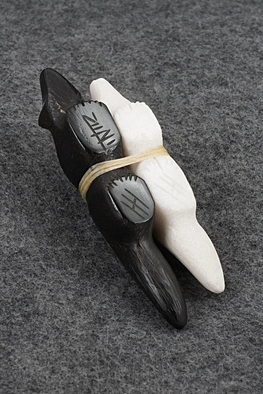 Wolf Zuni Fetish Carving - Herb Halate