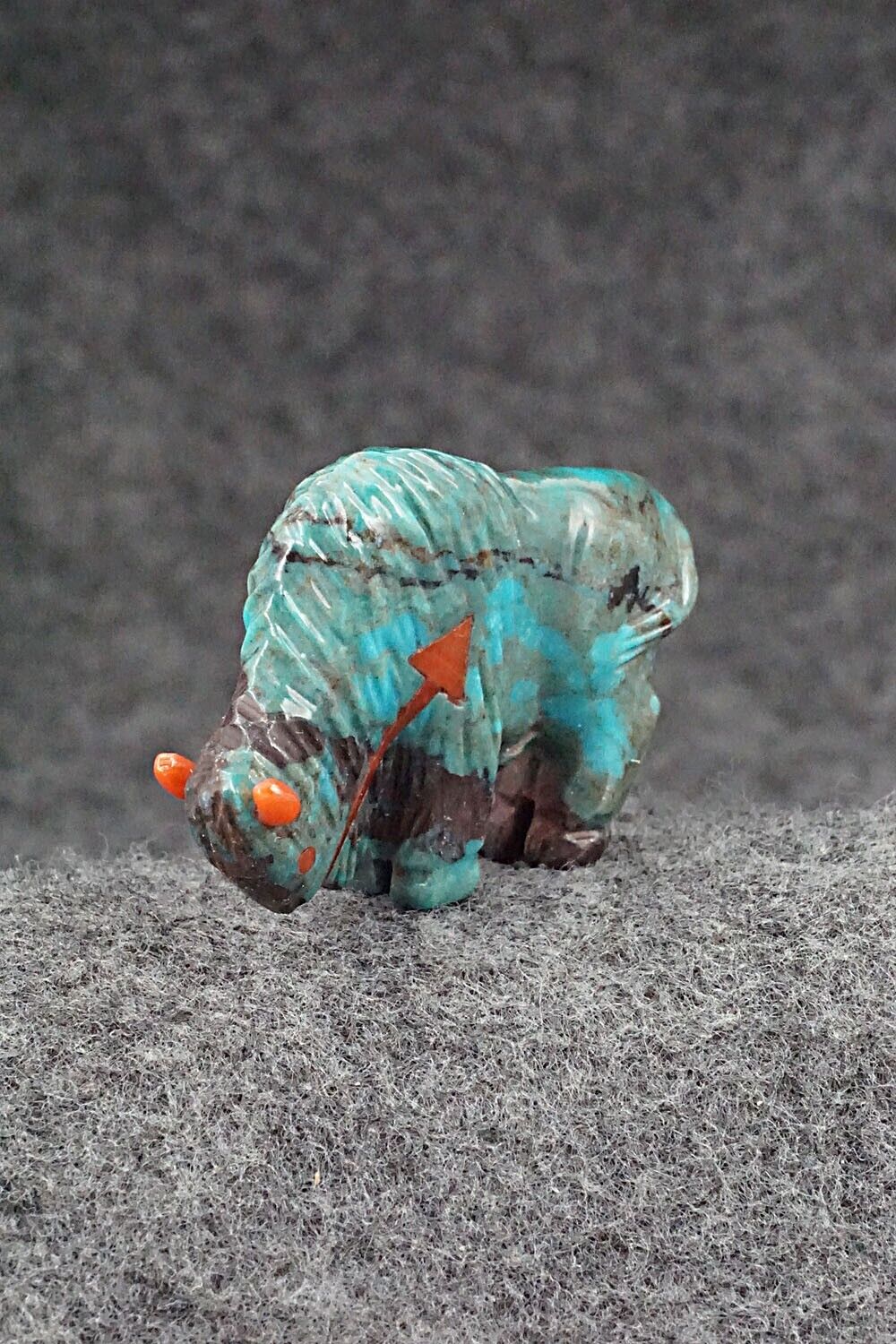 Buffalo Zuni Fetish Carving - Andres Quandelacy