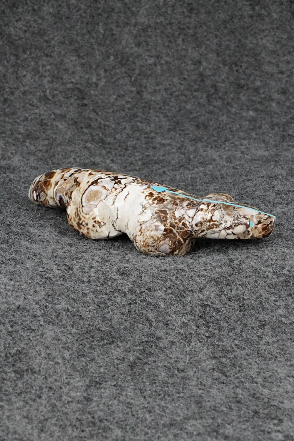 Badger Zuni Fetish Carving - Kenric Laiwakete