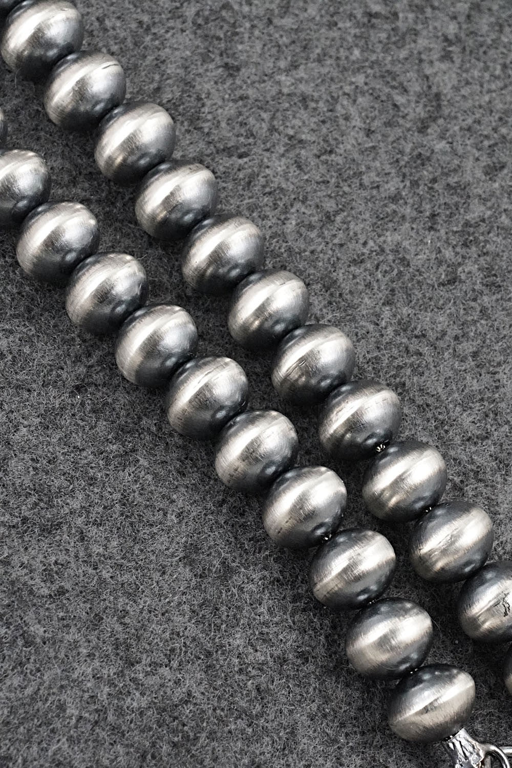 Sterling Silver Navajo Pearl Necklace 18" - Tonisha Haley