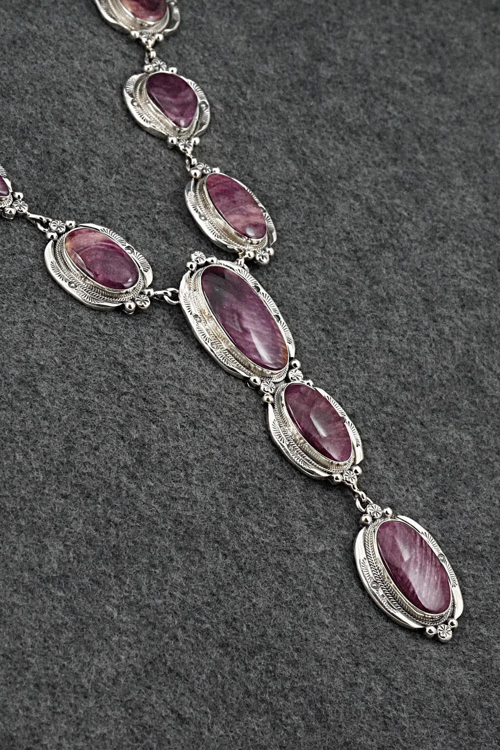 Spiny Oyster & Sterling Silver Necklace and Earrings Set - Paul Livingston