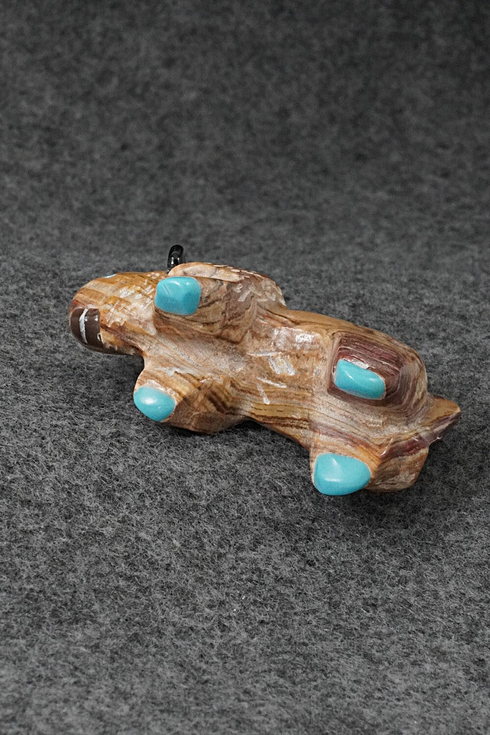 Buffalo Zuni Fetish Carving - Freddie Leekya