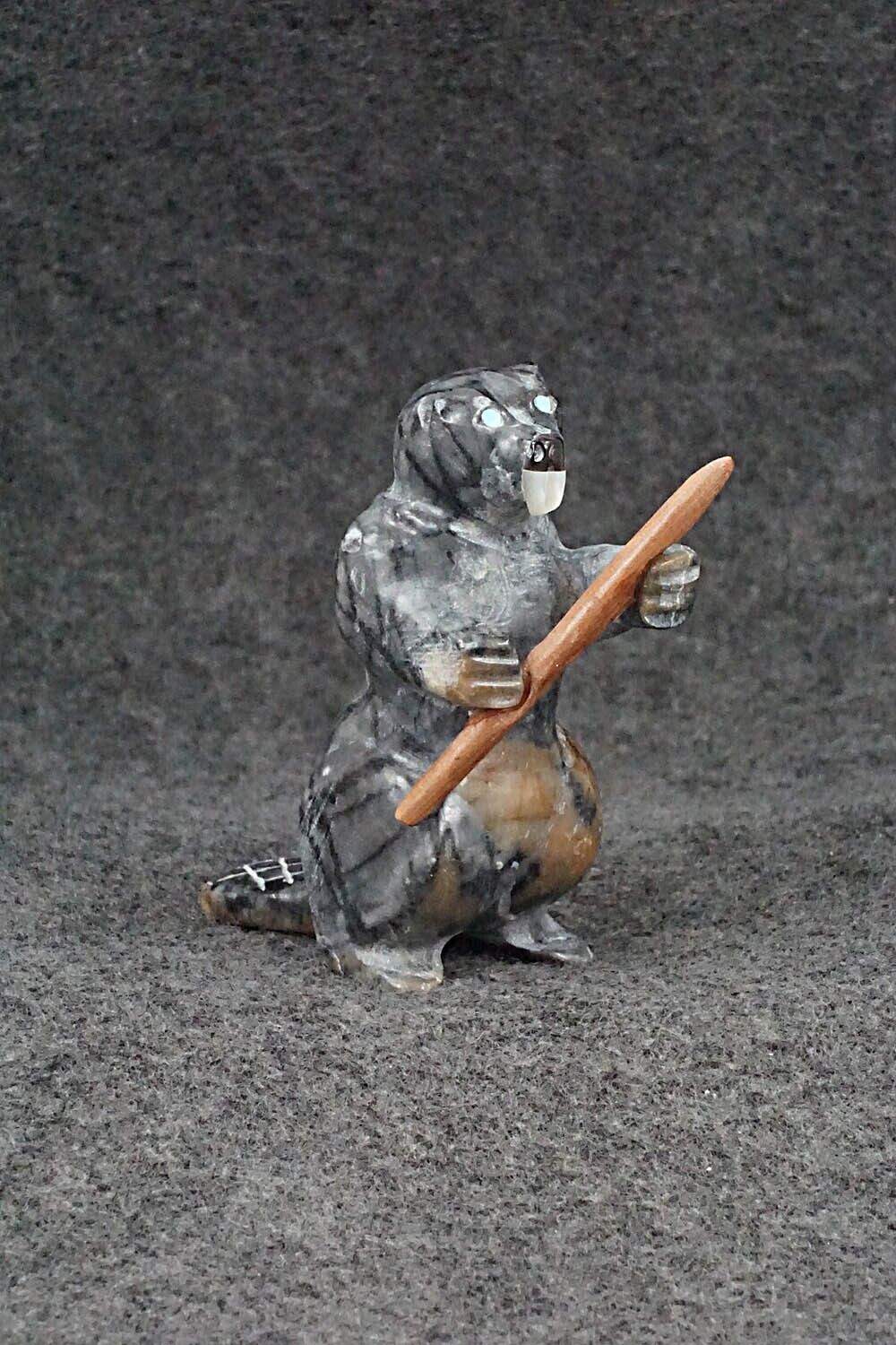 Beaver Zuni Fetish Carving - Freddie Leekya