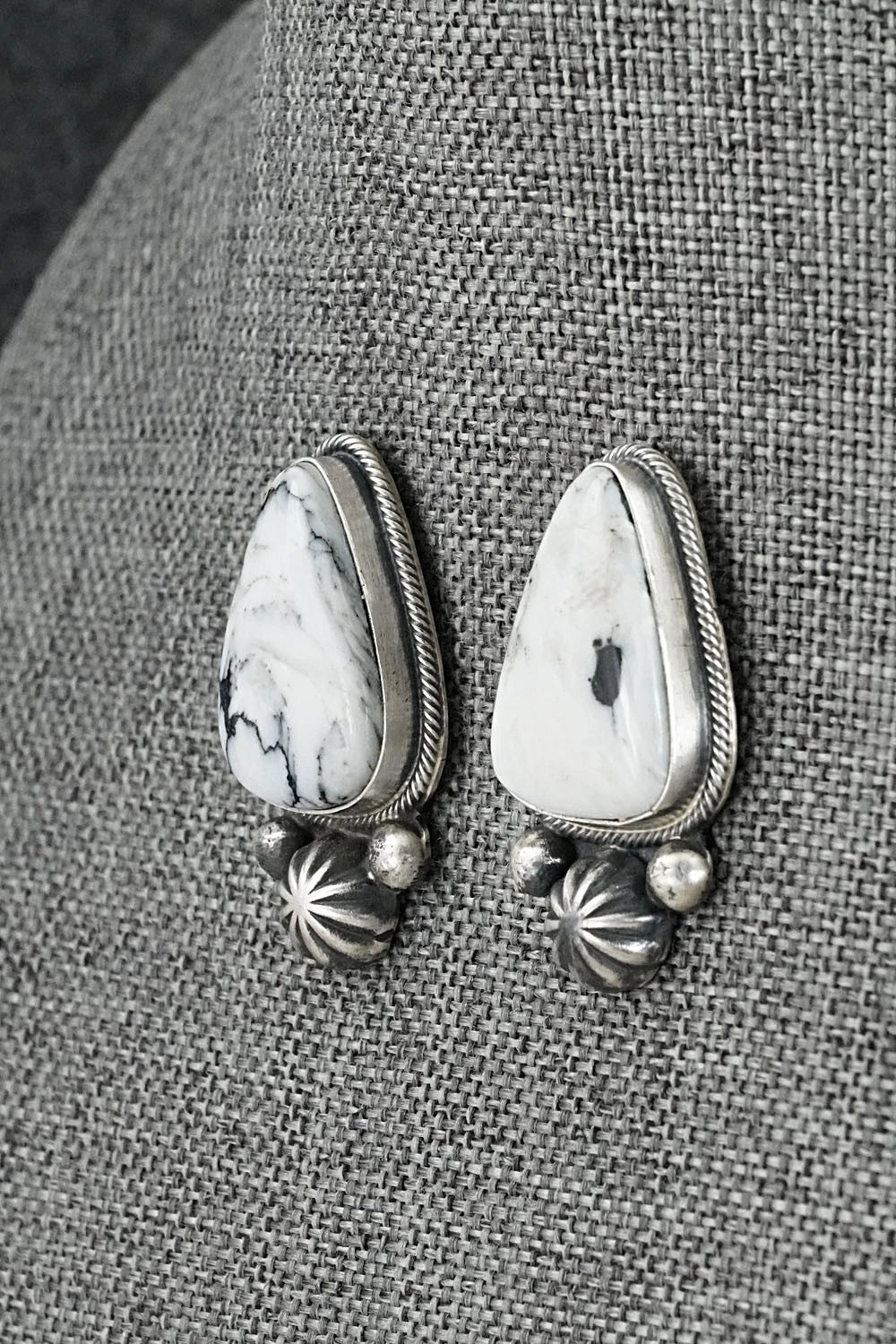 White Buffalo & Sterling Silver Necklace and Earrings Set - Darrin Livingston