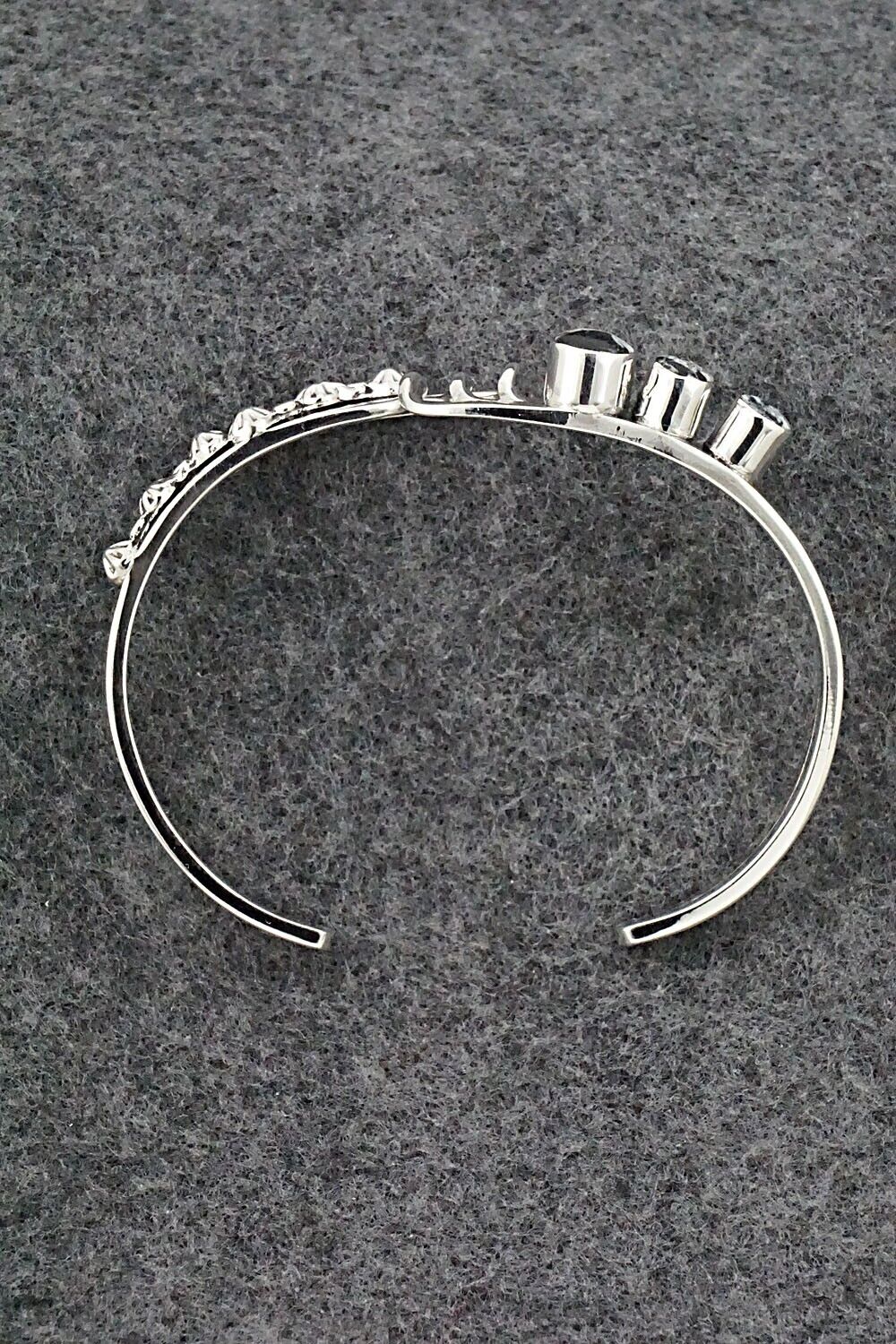White Buffalo & Sterling Silver Bracelet - Daniel Dakai