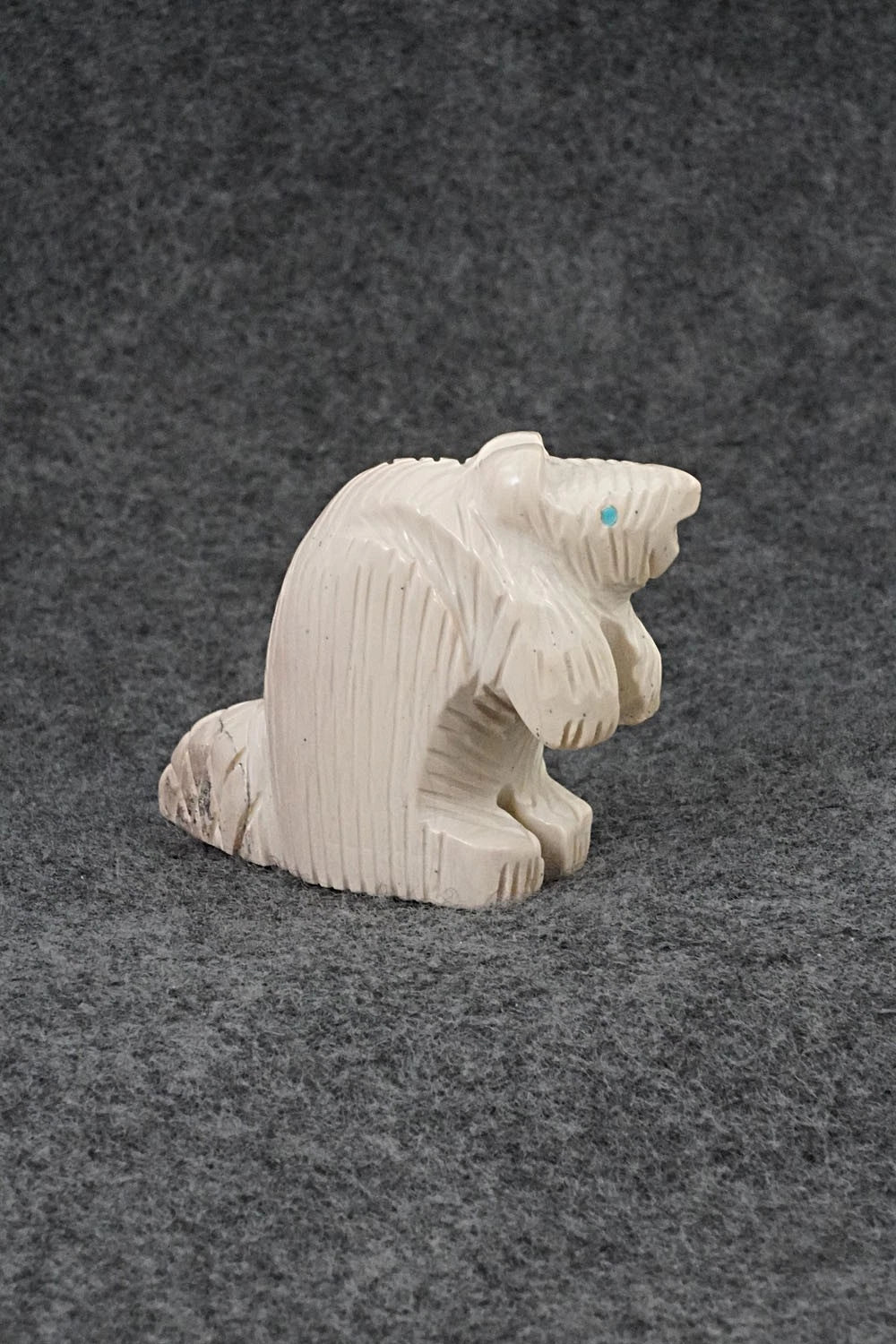 Beaver Zuni Fetish Carving - Gilbert Lonjose