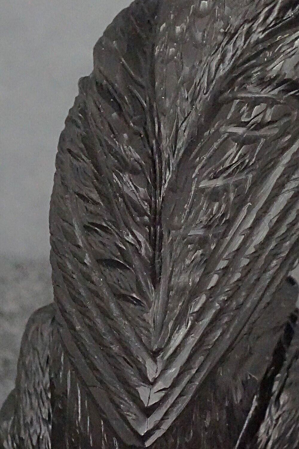 Crows Zuni Fetish Carving - Tony Mackel