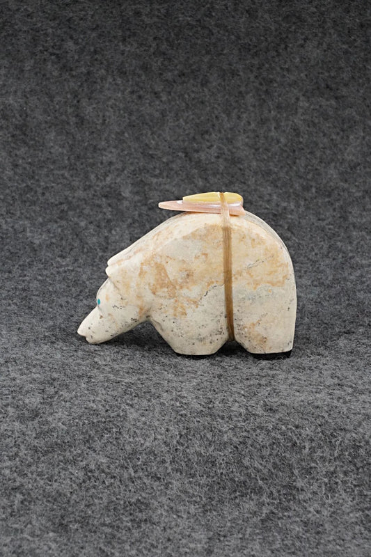 Bear Zuni Fetish Carving - Delvin Leekya