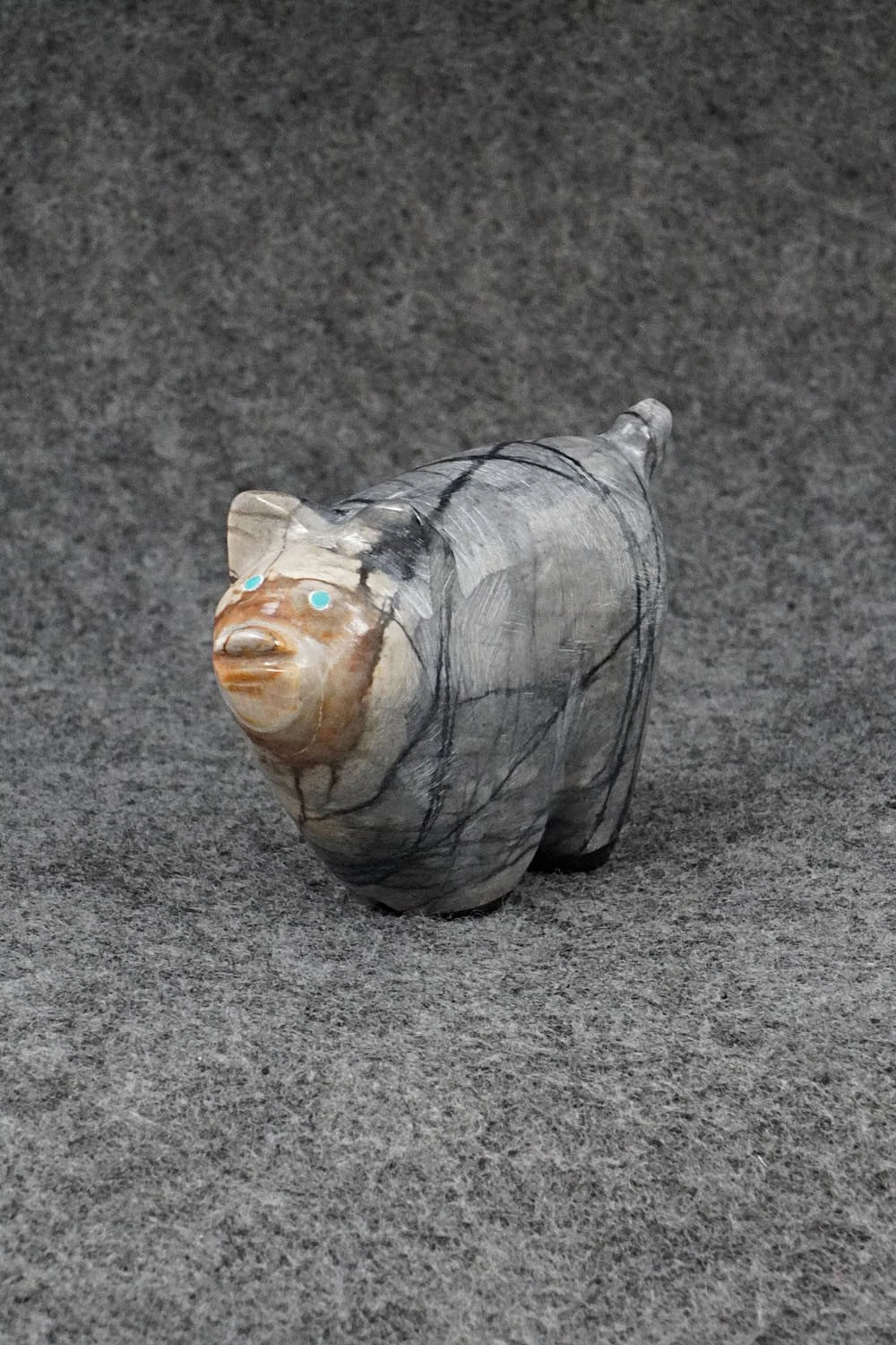 Pig Zuni Fetish Carving - Delvin Leekya