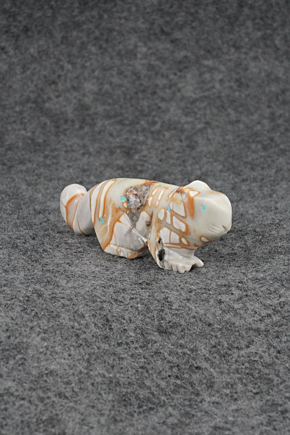 Mountain Lion Zuni Fetish Carving - David Chavez