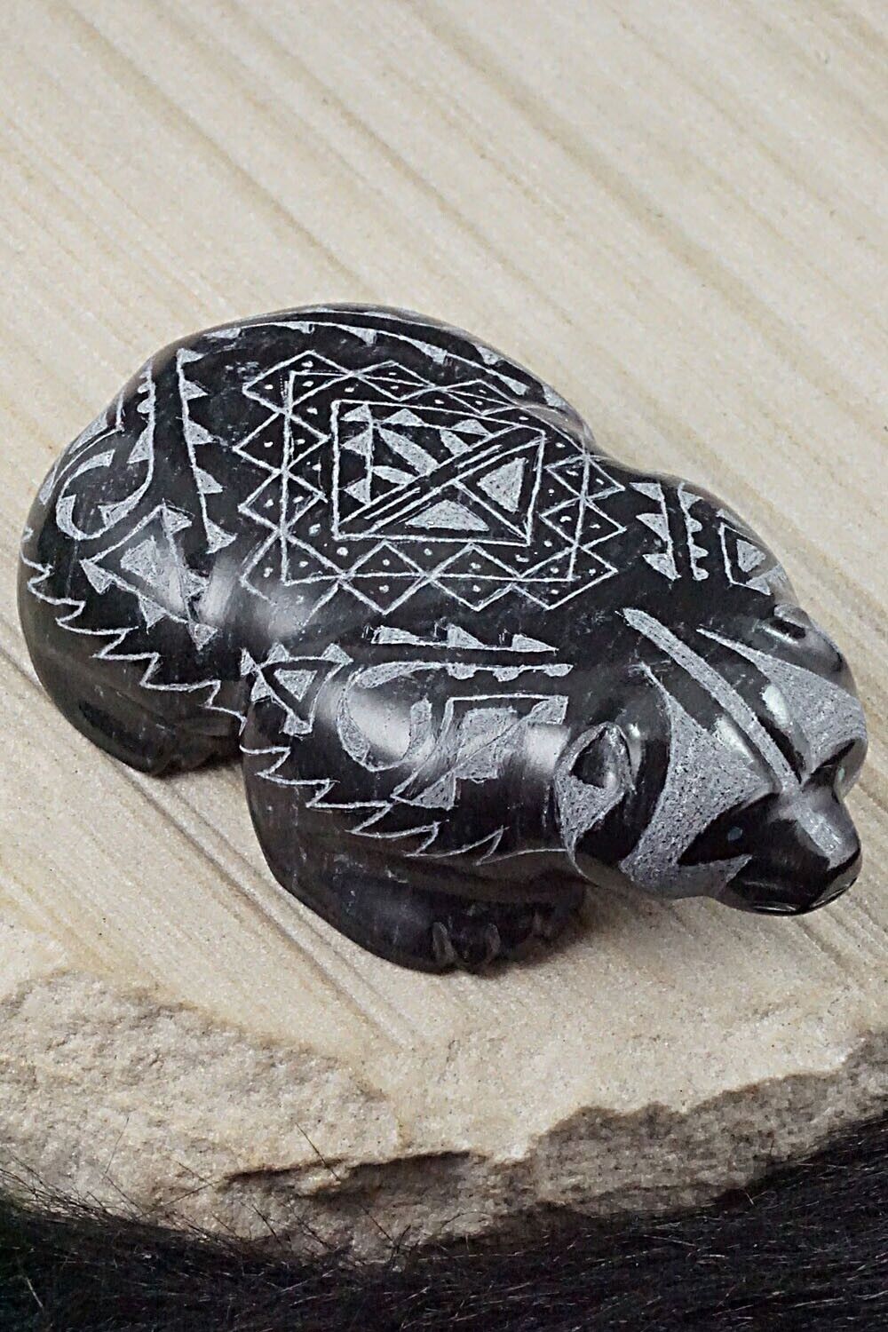 Badger Zuni Fetish Carving - Curtis Garcia