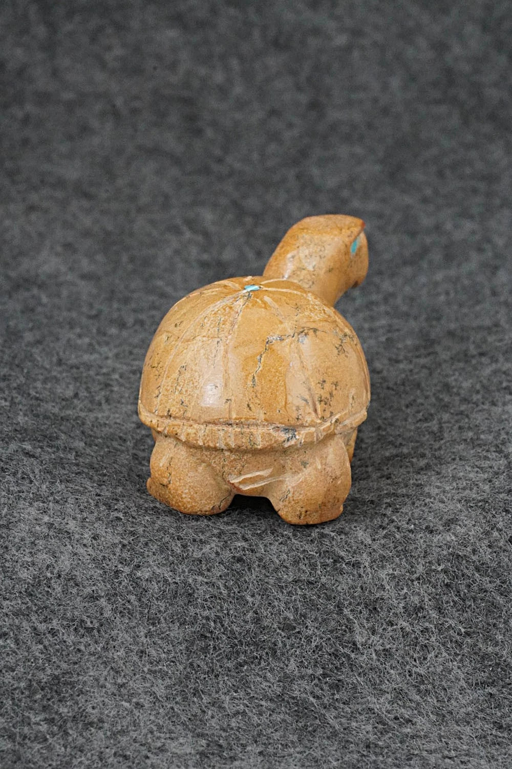 Turtle Zuni Fetish Carving - Freddie Leekya