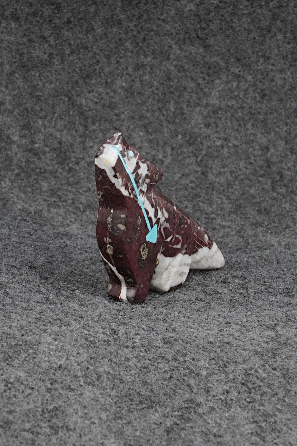 Wolf Zuni Fetish Carving - Kenric Laiwakete