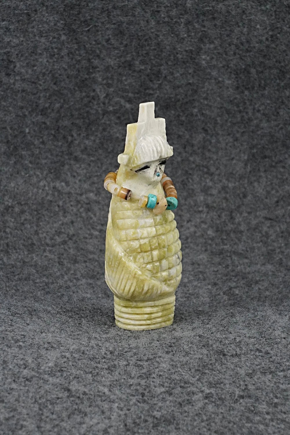 Corn Maiden Zuni Fetish Carving - Farlan & Paulette Quam