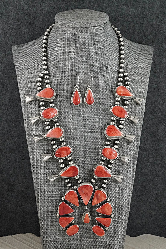 Spiny Oyster & Sterling Silver Squash Blossom Set - Kathleen Livingston