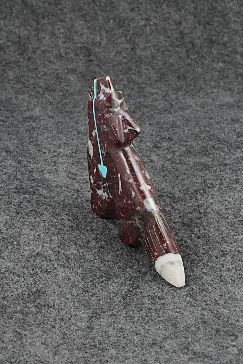 Wolf Zuni Fetish Carving - Kenric Laiwakete