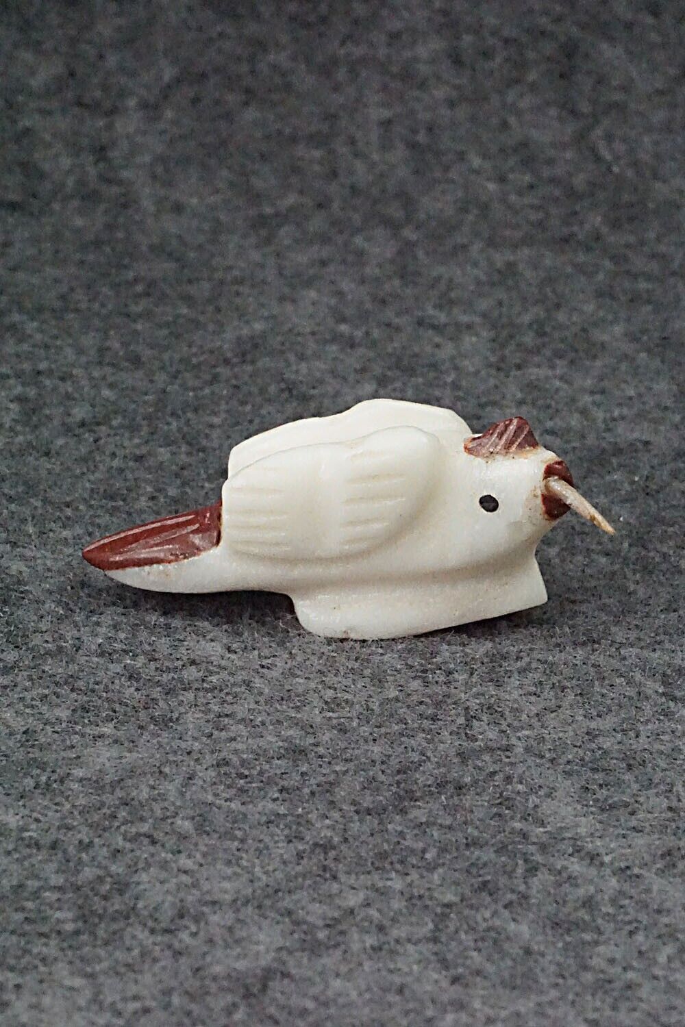 Hummingbird Zuni Fetish Carving - Justin Red Elk