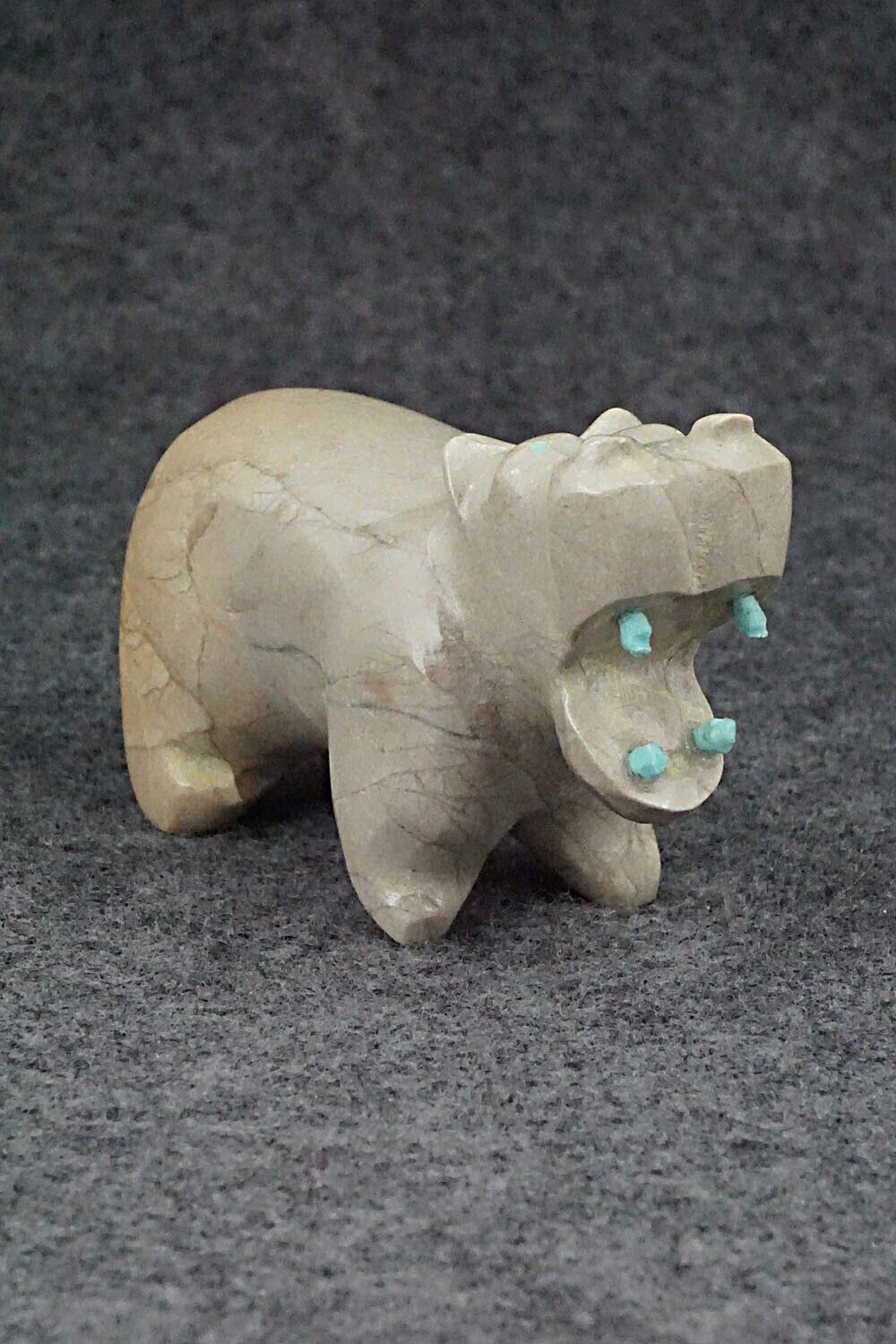 Hippo Zuni Fetish Carving - Enrike Leekya