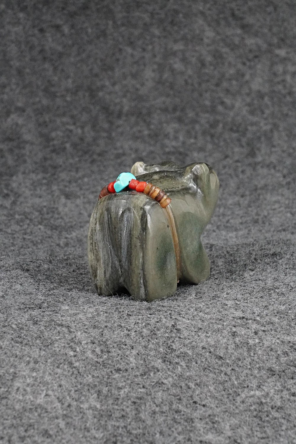 Bear Zuni Fetish Carving - Benina Kallestewa