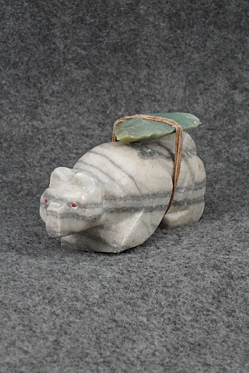 Bear Zuni Fetish Carving - Jaren Cachini