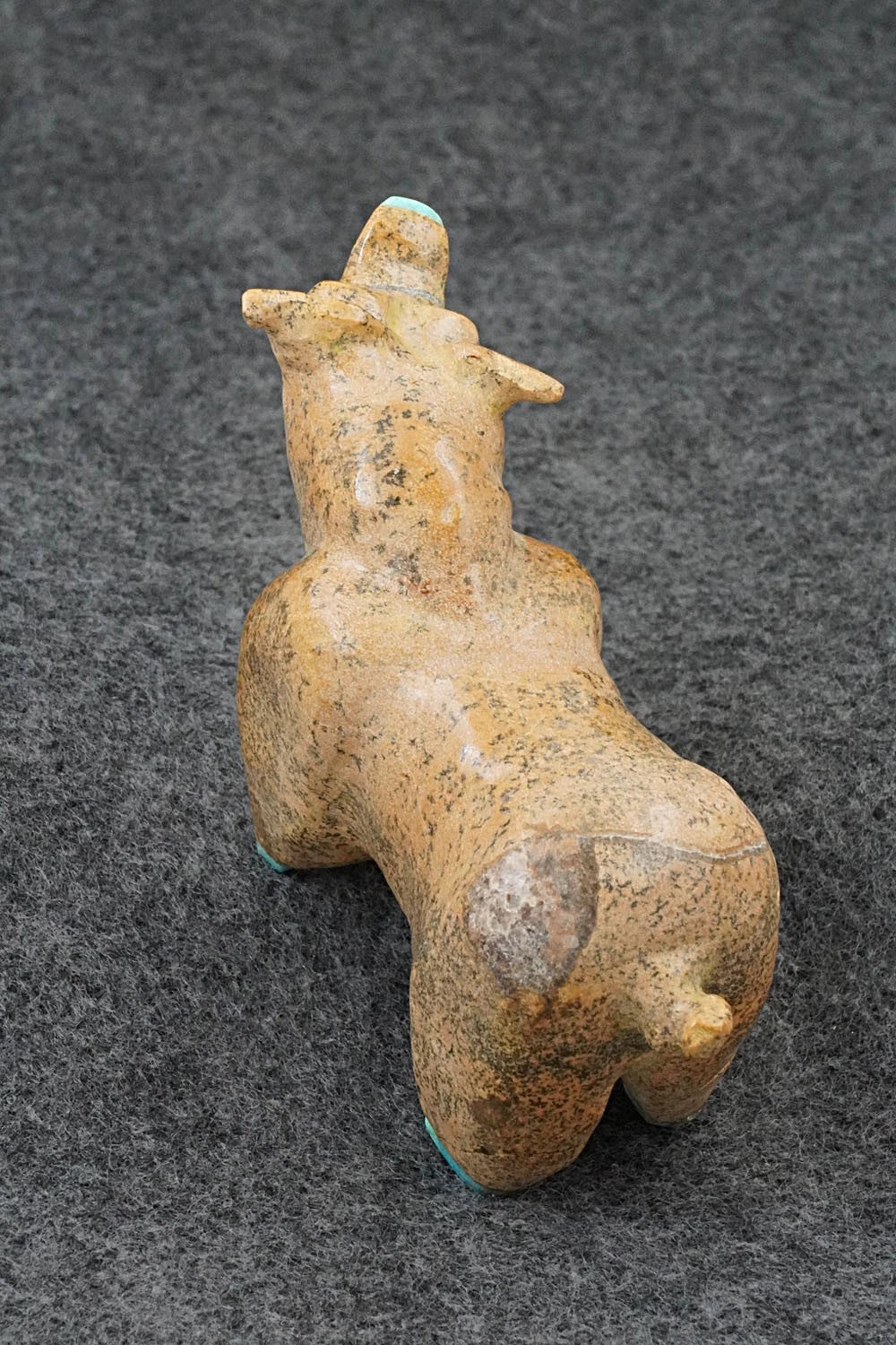 Pig Zuni Fetish Carving - Freddie Leekya
