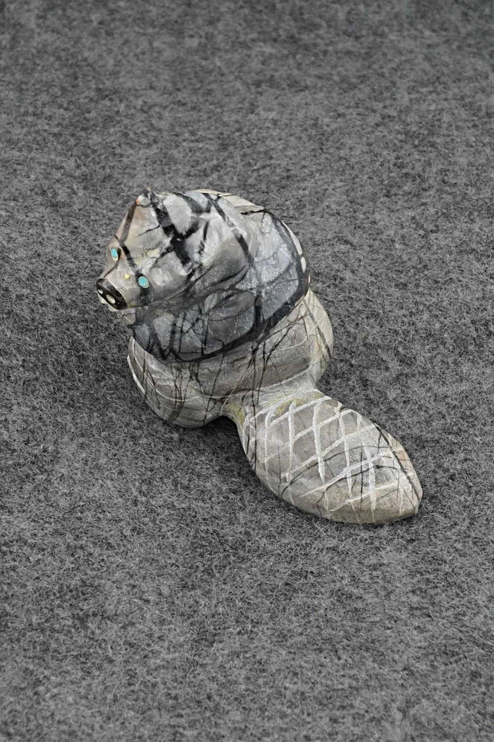 Beaver Zuni Fetish Carving - Freddie Leekya