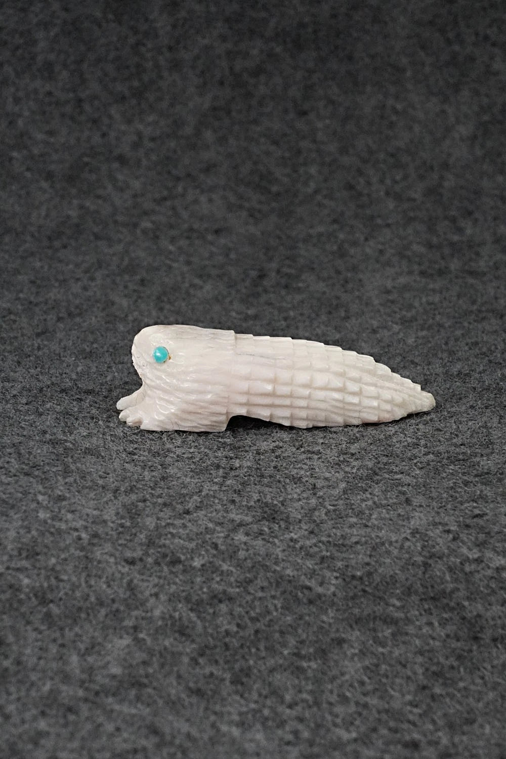 Porcupine Zuni Fetish Carving - Marlon Lowsayate