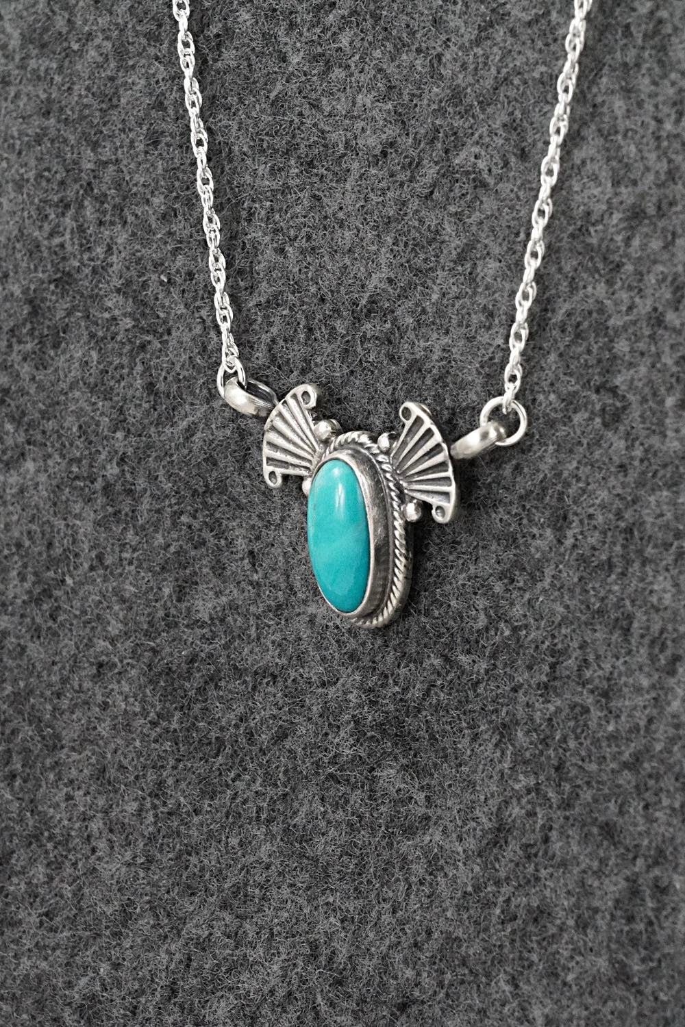 Turquoise & Sterling Silver Necklace - Verley Betone