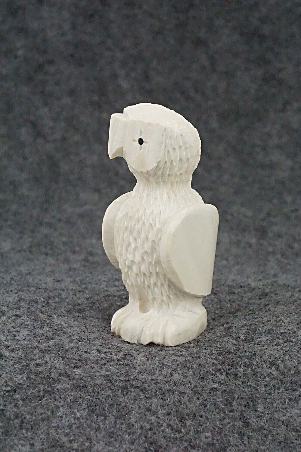 Owl Zuni Fetish Carving - Jesus Espino