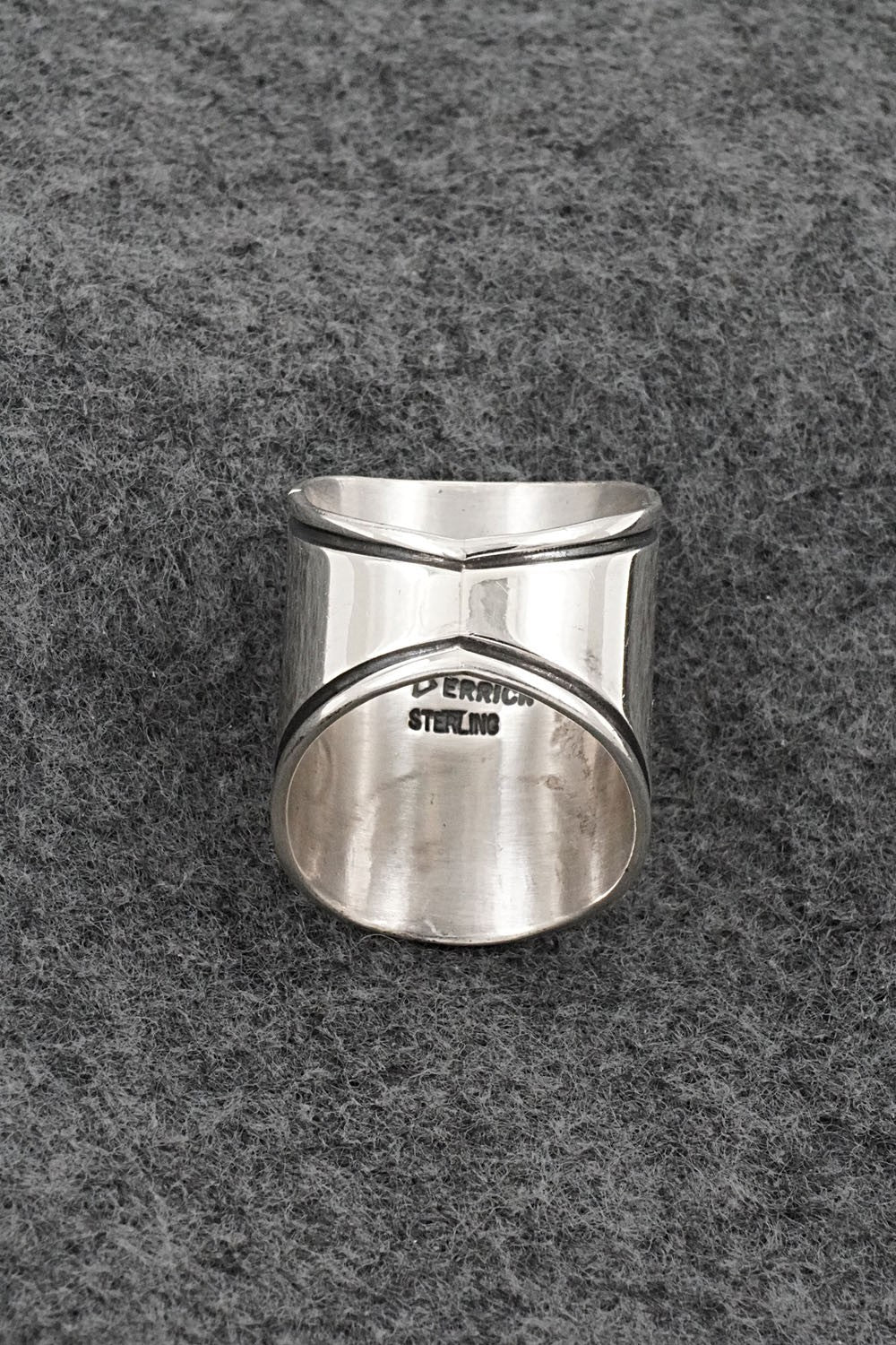 Sterling Silver Ring - Derrick Gordon - Size 7.5