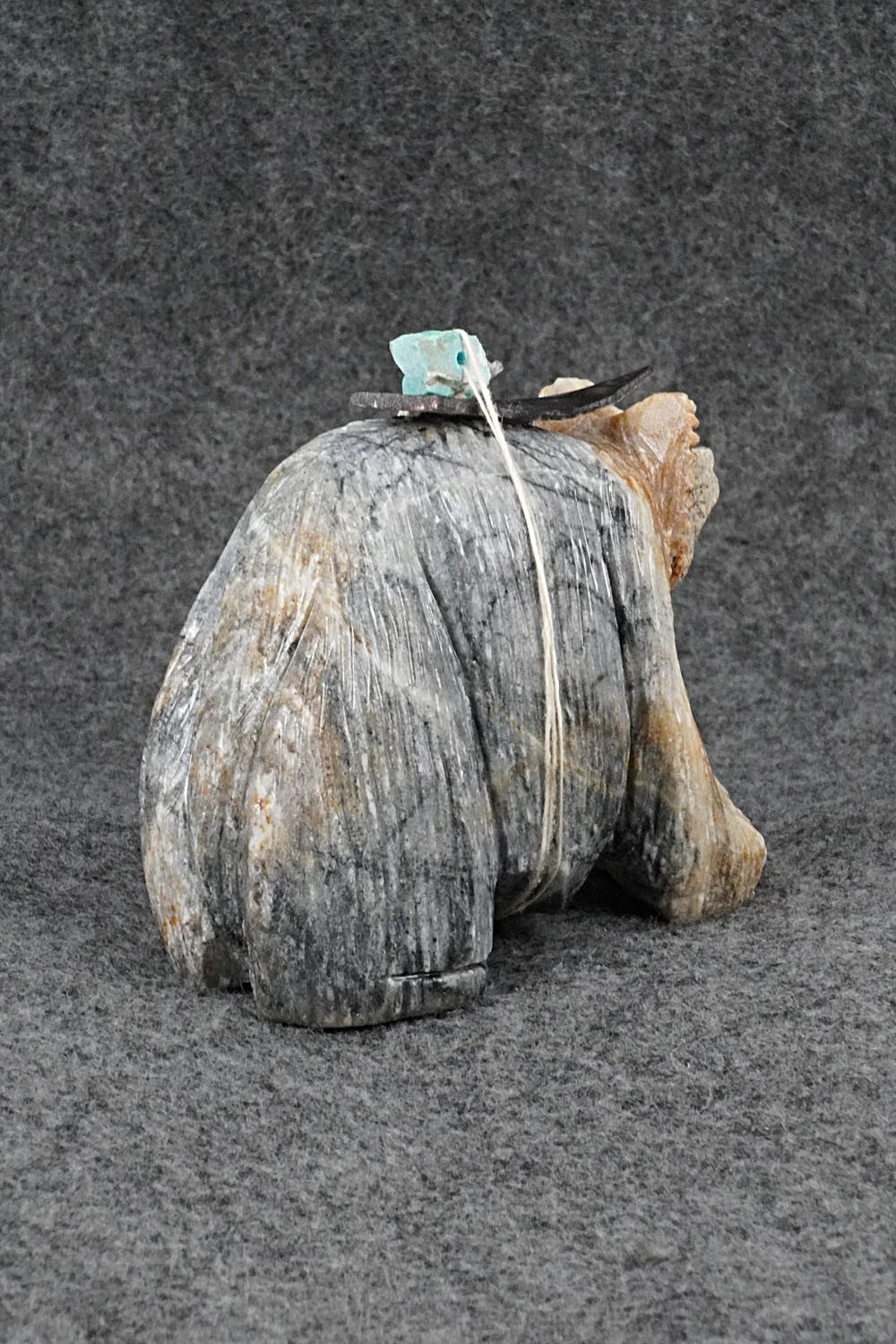 Bear Zuni Fetish Carving - Carl Etsate