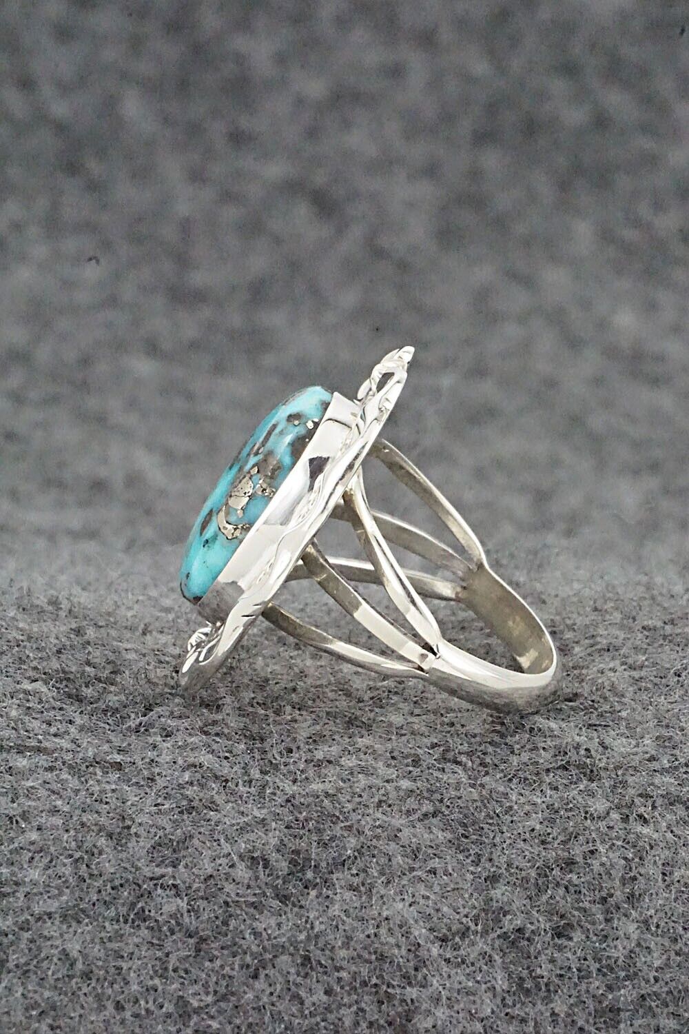 Turquoise & Sterling Silver Ring - Samuel Yellowhair - Size 8.25
